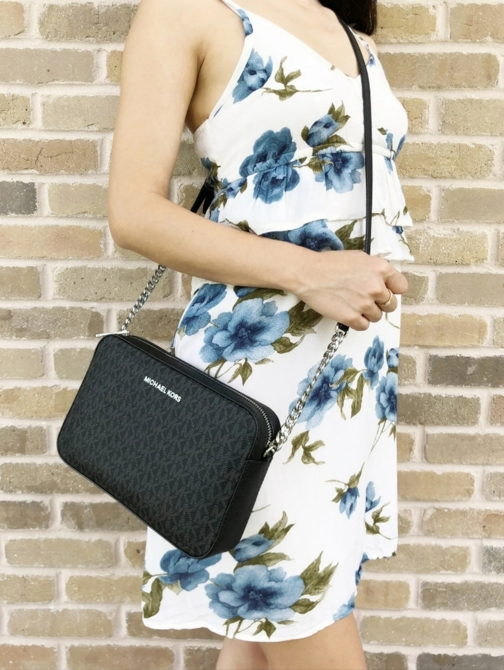 Michael Kors Jet Set EW Crossbody Bag - New - Picture 4 of 4